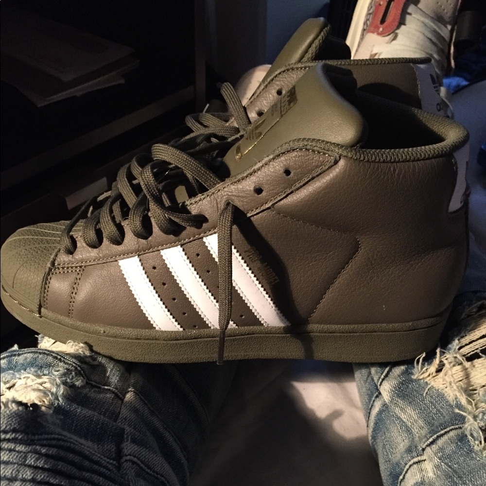 Adidas Superstar Pro Model